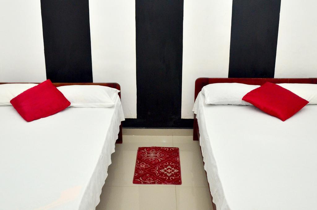 Hotel Dyke Rest Trincomalee Exterior foto